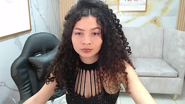 Snapshot of shalon_diaz_s chatting on 01/25/25, 08:00 shalon diaz s online show from 01/25/25, 08:00