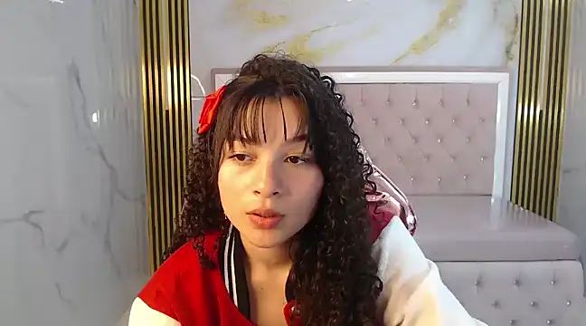 Snapshot of shalon_diaz_s chatting on 02/08/25, 04:14 shalon diaz s online show from 02/08/25, 04:14