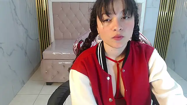 Snapshot of shalon_diaz_s chatting on 02/17/25, 04:15 shalon diaz s online show from 02/17/25, 04:15