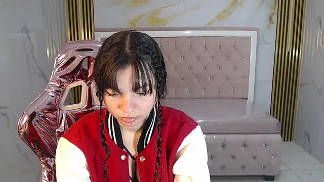 Snapshot of shalon_diaz_s chatting on 02/20/25, 01:08 shalon diaz s online show from 02/20/25, 01:08