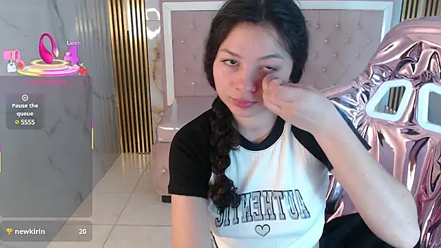 Snapshot of shalon_diaz_s chatting on 03/01/25, 04:11 shalon diaz s online show from 03/01/25, 04:11