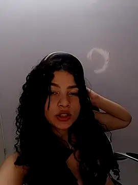 Snapshot of shalon_diaz_s chatting on 09/27/25, 04:12 shalon diaz s online show from 09/27/25, 04:12