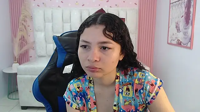 Snapshot of shalon_diaz_s chatting on 10/07/25, 01:19 shalon diaz s online show from 10/07/25, 01:19