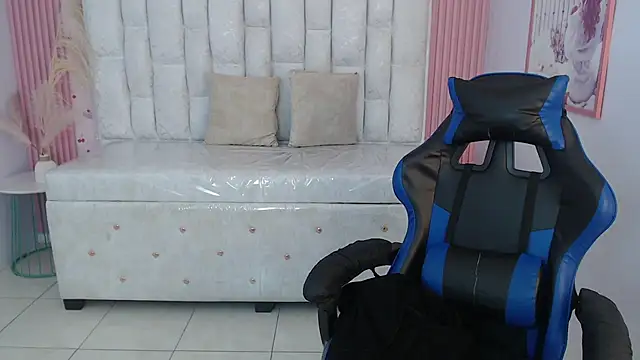 shalon diaz s online show from 11/01/25, 01:13