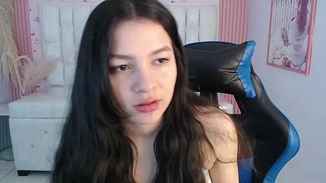 shalon diaz s online show from 11/14/25, 01:10