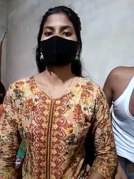 Hot couple 1 online show from 03/21/26, 11:37