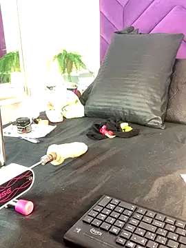 Liincostelloo online show from 12/19/25, 12:12