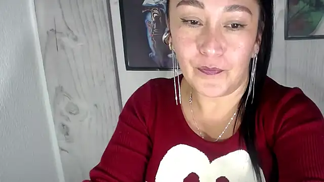 JULIANAWET69 online show from 11/12/25, 03:18
