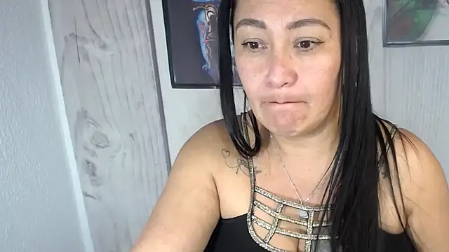 JULIANAWET69 online show from 11/29/25, 04:04