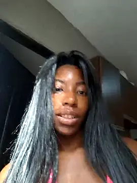 Snapshot of melangelo17 chatting on 02/21/25, 11:22 melangelo17 online show from 02/21/25, 11:22