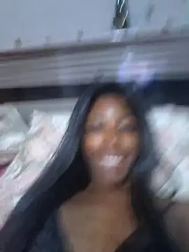 Snapshot of melangelo17 chatting on 03/17/25, 02:34 melangelo17 online show from 03/17/25, 02:34