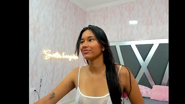 LIA SWAN  online show from 02/24/25, 03:44