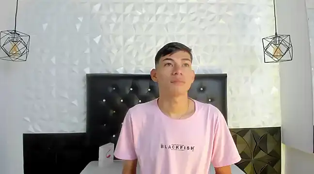 JackeOwens online show from 03/05/25, 01:06