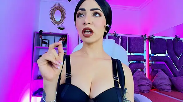 Aurora thomas  1 online show from 01/26/25, 09:51