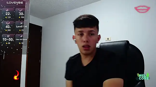 Snapshot of Alan_red chatting on 02/21/25, 11:54 Alan red online show from 02/21/25, 11:54