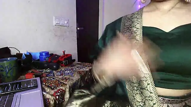 night queen07 online show from 12/14/25, 10:03