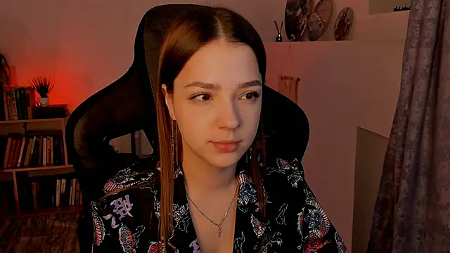 Snapshot of PamBeesly chatting on 01/25/25, 03:09 PamBeesly online show from 01/25/25, 03:09