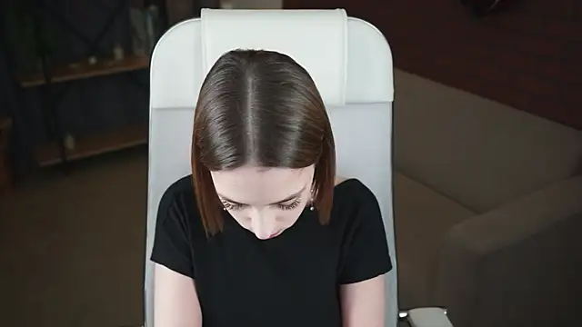 Snapshot of PamBeesly chatting on 09/24/25, 08:39 PamBeesly online show from 09/24/25, 08:39