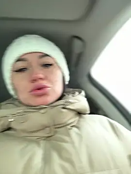  Vaali  online show from 01/28/25, 03:15