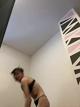 Snapshot of Ciara2004 chatting on 01/11/26, 01:16 Ciara2004 online show from 01/11/26, 01:16