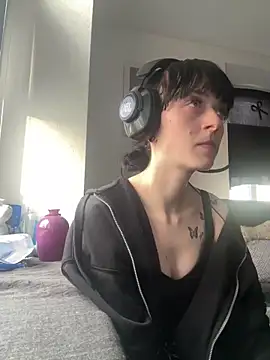 Snapshot of Ciara2004 chatting on 01/15/26, 02:21 Ciara2004 online show from 01/15/26, 02:21