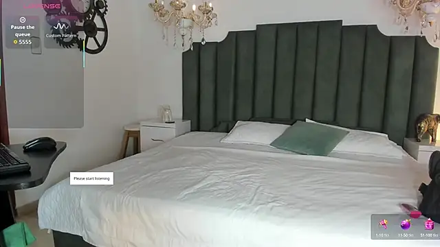 AnthonelaRusso  online show from 10/12/25, 03:49