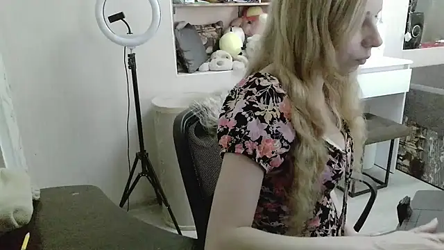 xMilagrosxs online show from 03/30/26, 09:21