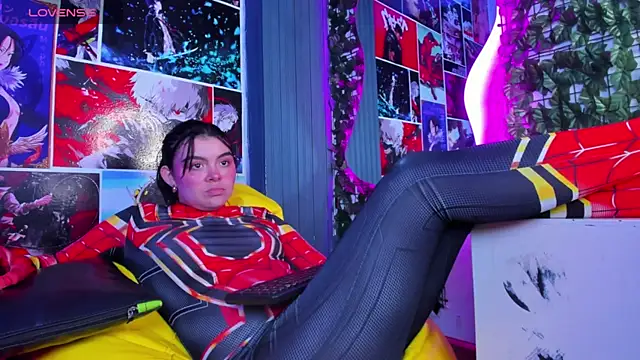 Zoe Cheshire online show from 02/02/25, 03:54