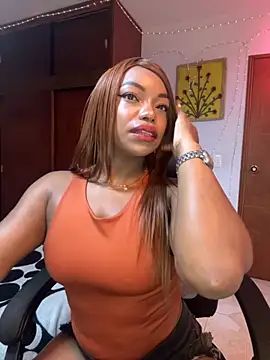 SaraYedid17 online show from 12/02/25, 07:25