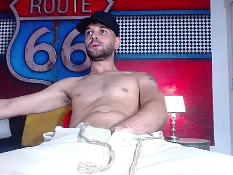 Cristian white online show from 03/20/25, 09:24