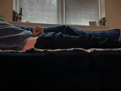 Snapshot of Prolapse_Pig chatting on 02/16/25, 02:43 Prolapse Pig online show from 02/16/25, 02:43