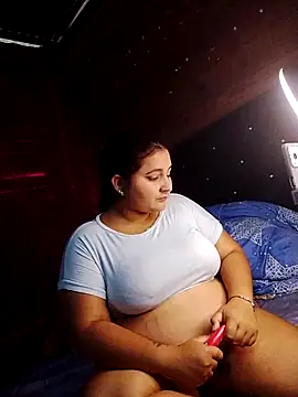 Snapshot of Lily_Sweet24 chatting on 02/05/26, 12:10 Lily Sweet24 online show from 02/05/26, 12:10