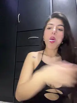 thompsonabella666 online show from 03/16/25, 08:54