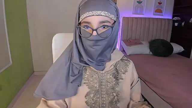 Ayha khalaf online show from 03/10/25, 03:45