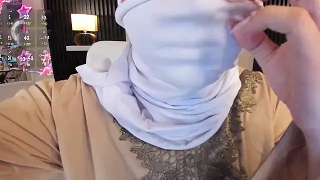 Ayha khalaf online show from 03/17/25, 02:52