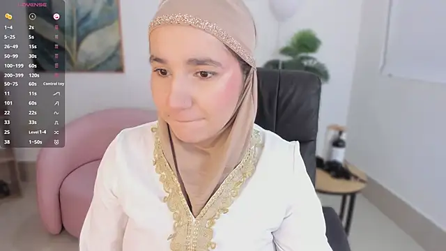 Ayha khalaf online show from 09/28/25, 01:22