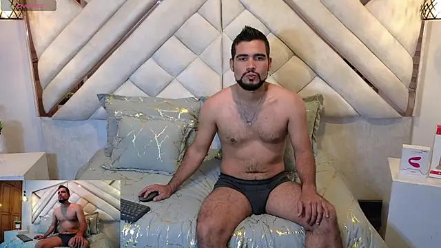 luxurycoupl online show from 02/01/25, 03:30