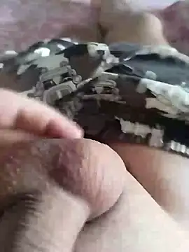 Snapshot of ALEX19833 chatting on 01/24/25, 01:57 ALEX19833 online show from 01/24/25, 01:57