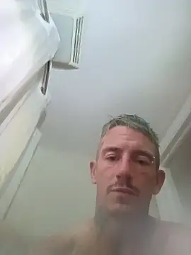 Snapshot of jokermeg chatting on 11/16/25, 06:52 jokermeg online show from 11/16/25, 06:52