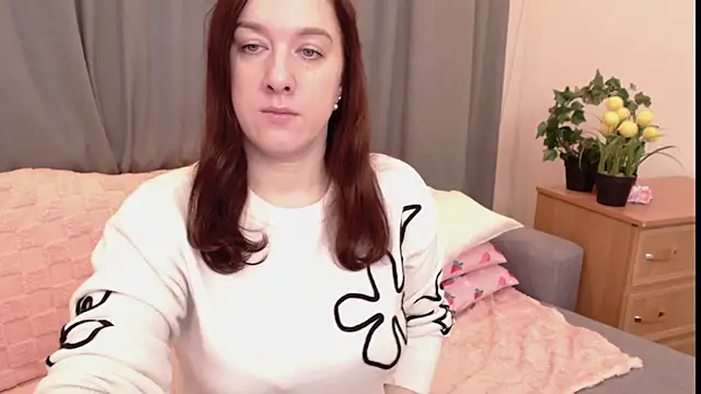 Snapshot of MarthaSimons chatting on 02/26/26, 05:17 MarthaSimons online show from 02/26/26, 05:17