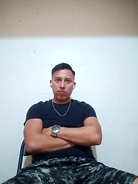 Snapshot of LuisMex1998 chatting on 09/15/25, 09:20 LuisMex1998 online show from 09/15/25, 09:20