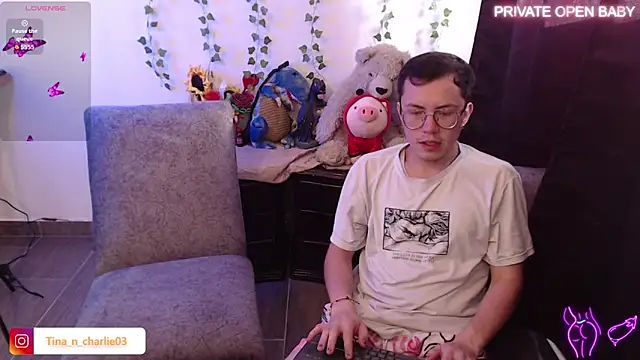 Tina 4 Charlie online show from 11/29/25, 12:30