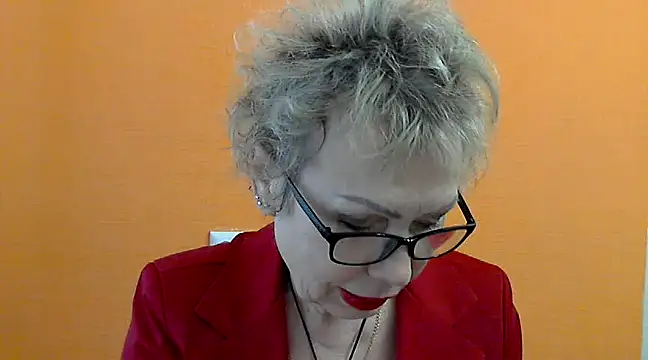 Snapshot of NessyJenixs chatting on 02/18/25, 02:16 NessyJenixs online show from 02/18/25, 02:16