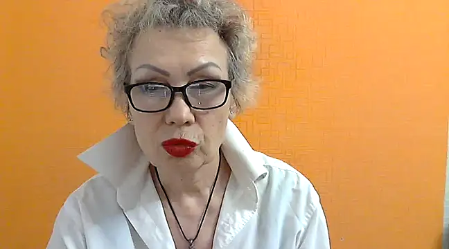 Snapshot of NessyJenixs chatting on 03/17/25, 07:26 NessyJenixs online show from 03/17/25, 07:26