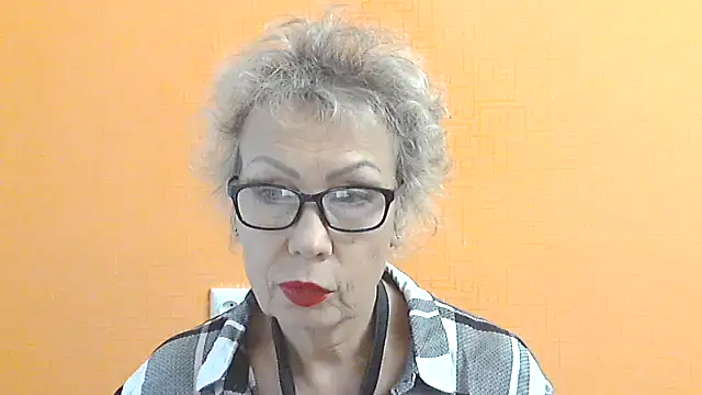 Snapshot of NessyJenixs chatting on 09/30/25, 06:07 NessyJenixs online show from 09/30/25, 06:07