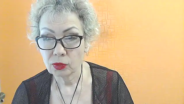 NessyJenixs online show from 03/04/26, 08:42