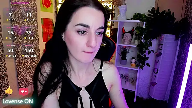Snapshot of JessicaAlfo chatting on 05/02/26, 02:27 JessicaAlfo online show from 05/02/26, 02:27