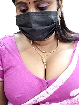 Queenflowerr online show from 02/14/25, 03:58