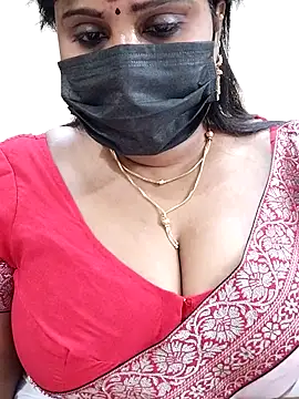 Queenflowerr online show from 02/16/25, 06:21