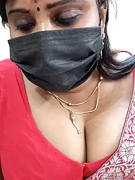 Queenflowerr online show from 02/16/25, 09:27